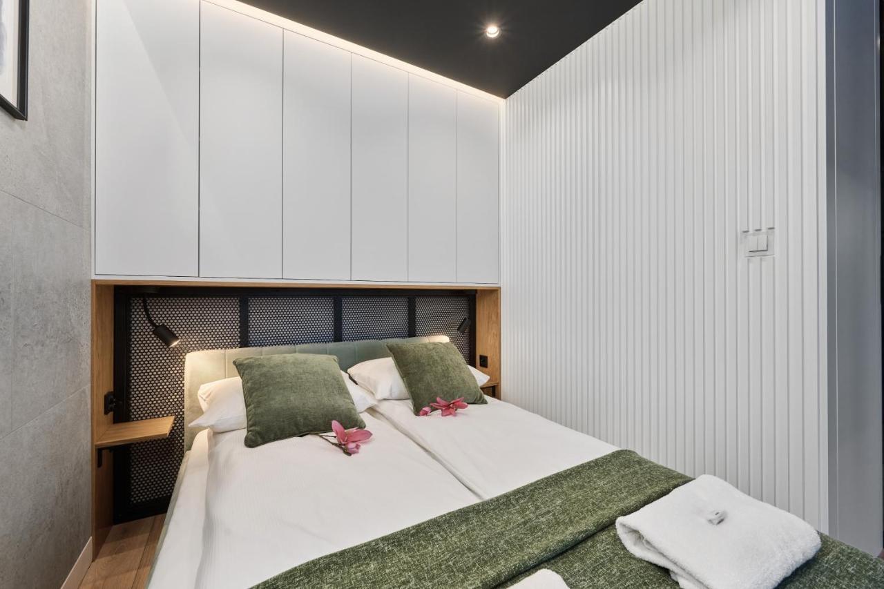 Lux Apartment Browary Wroclawskie By Noclegi Renters 외부 사진